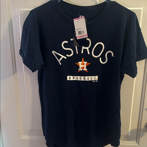 Genuine Merchandise Tops - Houston Astros Baseball Size Small Genuine Merchandise MLB Tshirt NWT